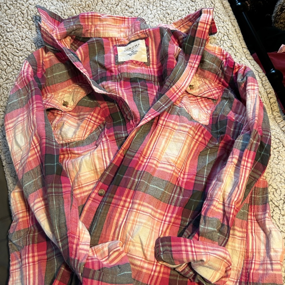 Women’s Sonoma button down